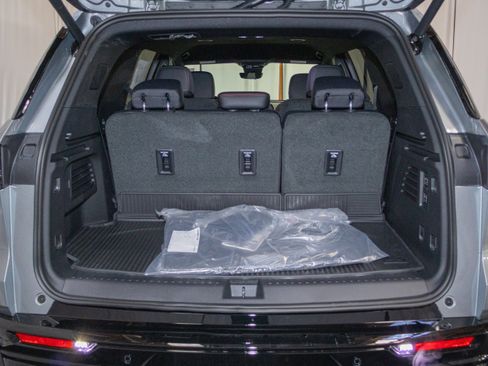 New 2026 Chevrolet Traverse RS image 11