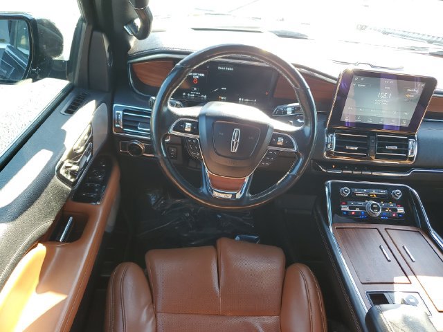 Used 2020 Lincoln Navigator Reserve w/ Equipment Group 208A Reserve AWD/4WD image 11