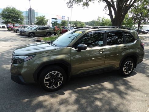 Used 2026 Subaru Forester Premium w/ Base/Premium Package AWD/4WD image 5