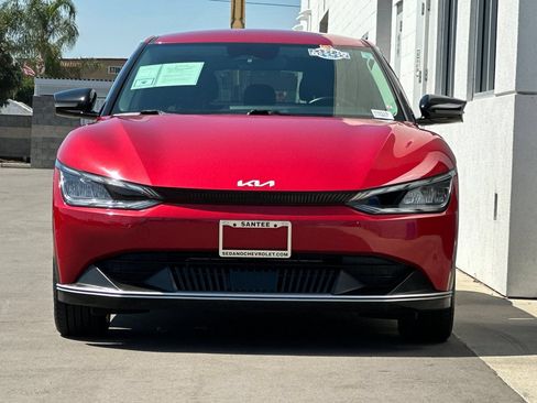 Used 2024 Kia EV6 Light RWD image 9