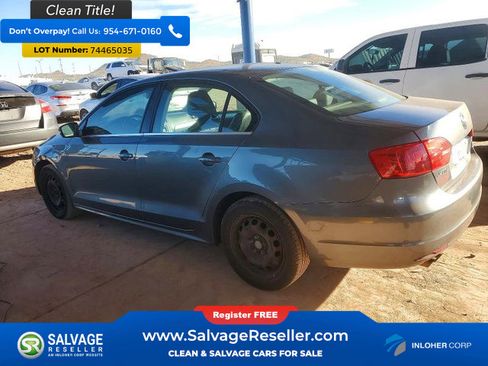 Used 2013 Volkswagen Jetta SE FWD image 3