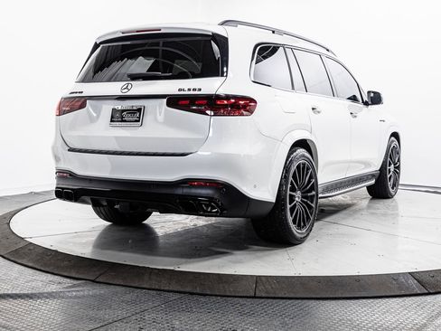 Used 2025 Mercedes-Benz GLS 63 AMG 4MATIC image 37