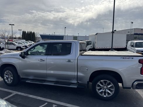Used 2020 Chevrolet Silverado 1500 LTZ image 18