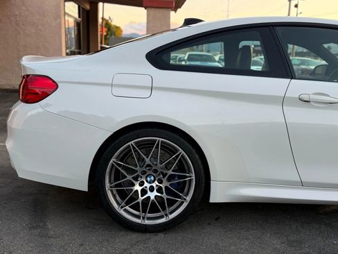 Used 2017 BMW M4 Coupe image 11
