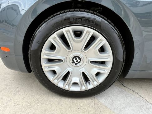 Used 2015 Bentley Flying Spur W12 image 8