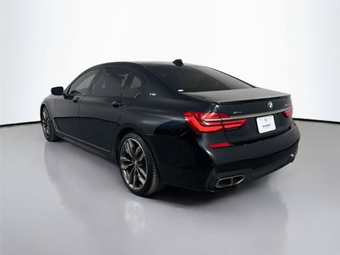 Used 2018 BMW M760i xDrive AWD/4WD image 8