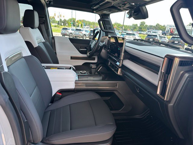 Used 2025 GMC Hummer EV 3X AWD/4WD image 18