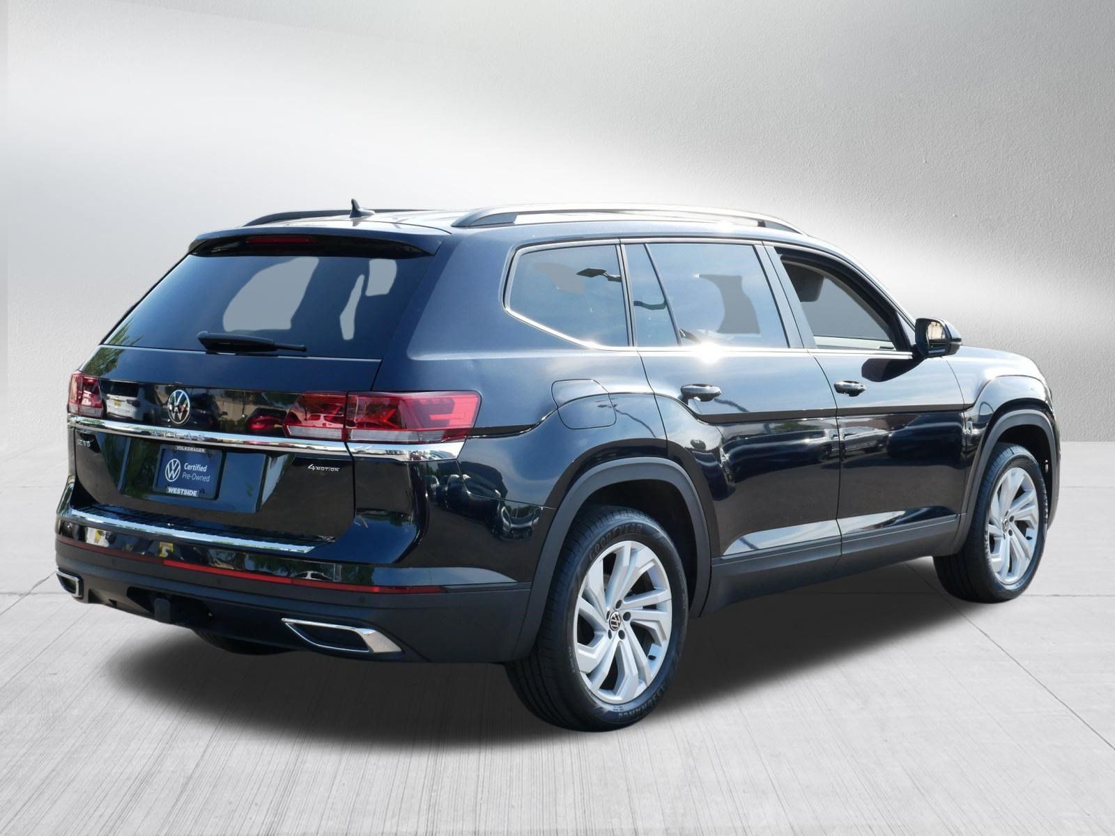 Certified 2023 Volkswagen Atlas SE w/ Panoramic Sunroof Package AWD/4WD image 7