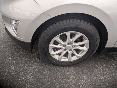 Certified 2021 Chevrolet Equinox LS w/ LS Convenience Package image 12