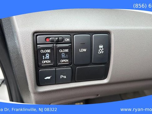 Used 2016 Honda Odyssey Touring image 27