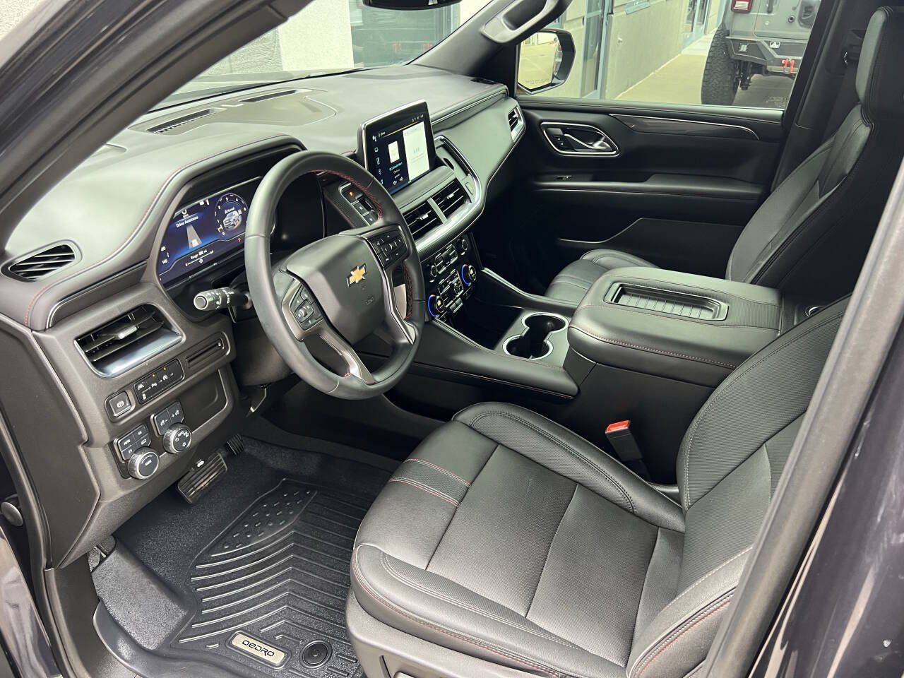Used 2023 Chevrolet Suburban RST w/ Sport Performance Package AWD/4WD image 14