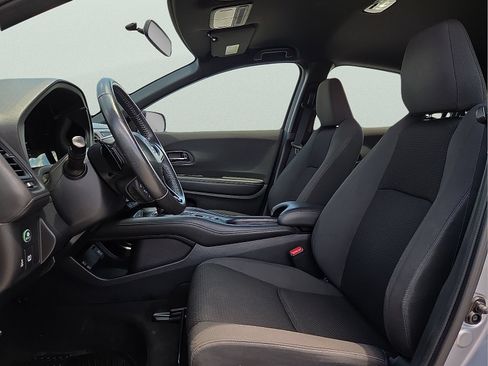 Used 2019 Honda HR-V Sport image 14