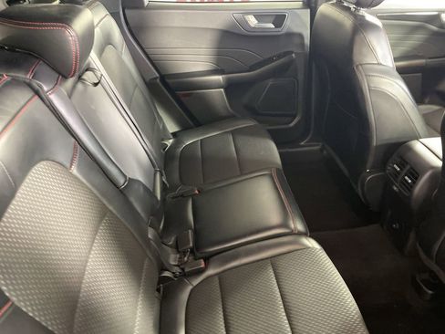 Used 2024 Ford Escape ST-Line image 24