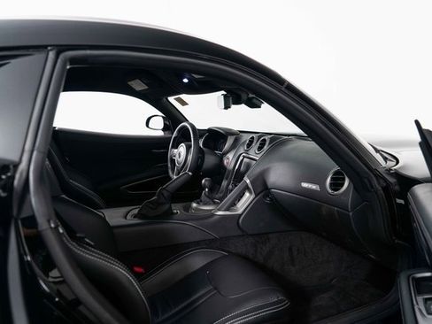 Used 2014 SRT Viper GTS w/ GTS Laguna Interior Package image 23