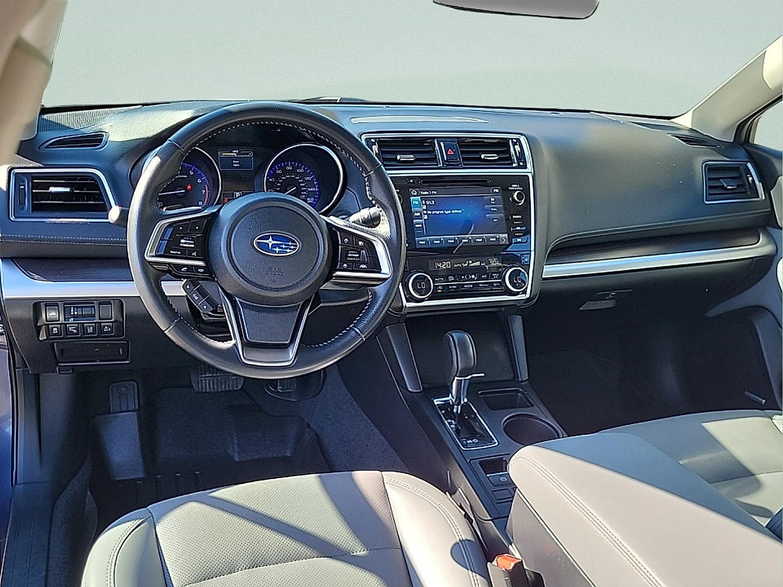 Used 2018 Subaru Legacy 3.6R Limited AWD/4WD image 16