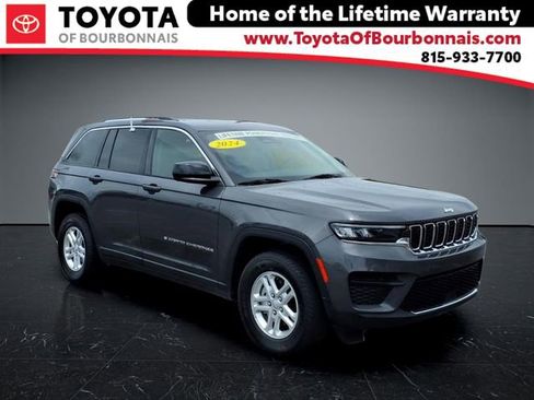 Used 2024 Jeep Grand Cherokee Laredo RWD image 1