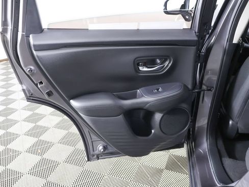 Used 2025 Honda HR-V LX image 21