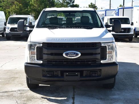 Used 2018 Ford F250 XL RWD image 2