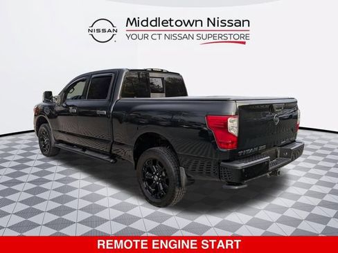 Used 2019 Nissan Titan SL w/ Midnight Edition AWD/4WD image 5