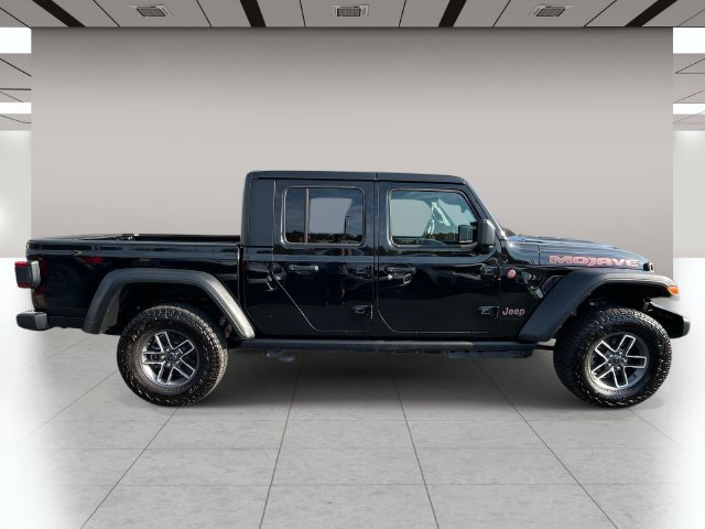 Certified 2026 Jeep Gladiator Mojave AWD/4WD image 2