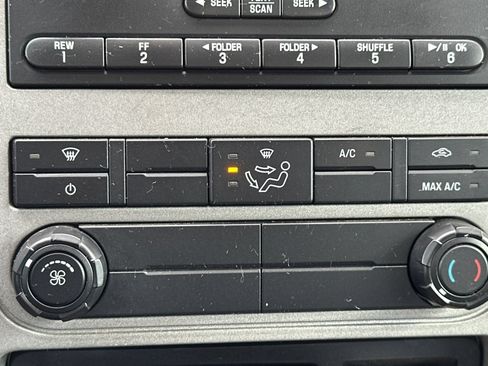 Used 2019 Ford F650 2WD Regular Cab Super Duty image 19