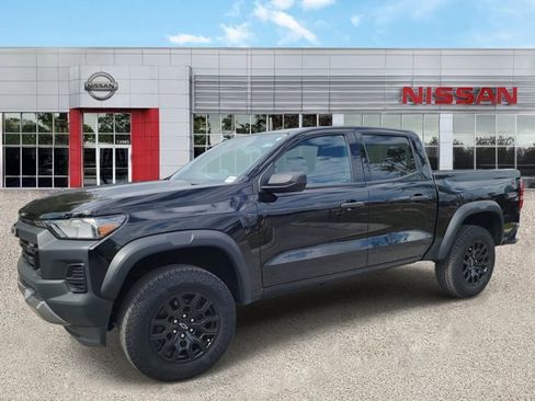 Used 2023 Chevrolet Colorado Trail Boss image 8