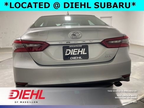 Used 2021 Toyota Camry XLE image 6