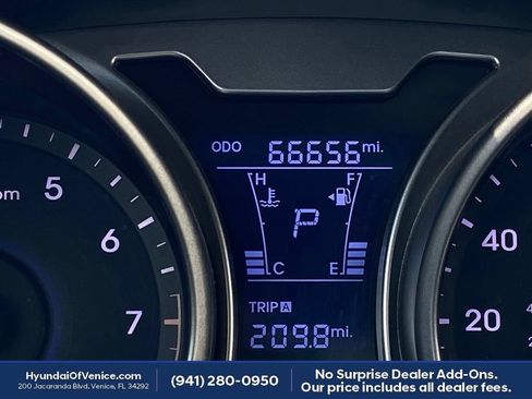 Used 2016 Hyundai Veloster w/ Option Group 02 FWD image 19