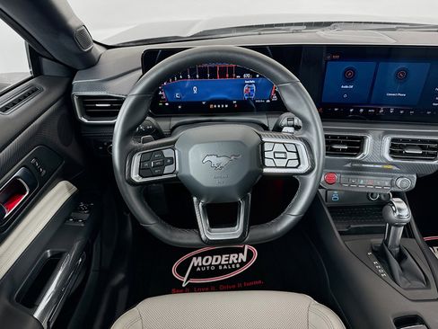 Used 2024 Ford Mustang GT Premium image 21