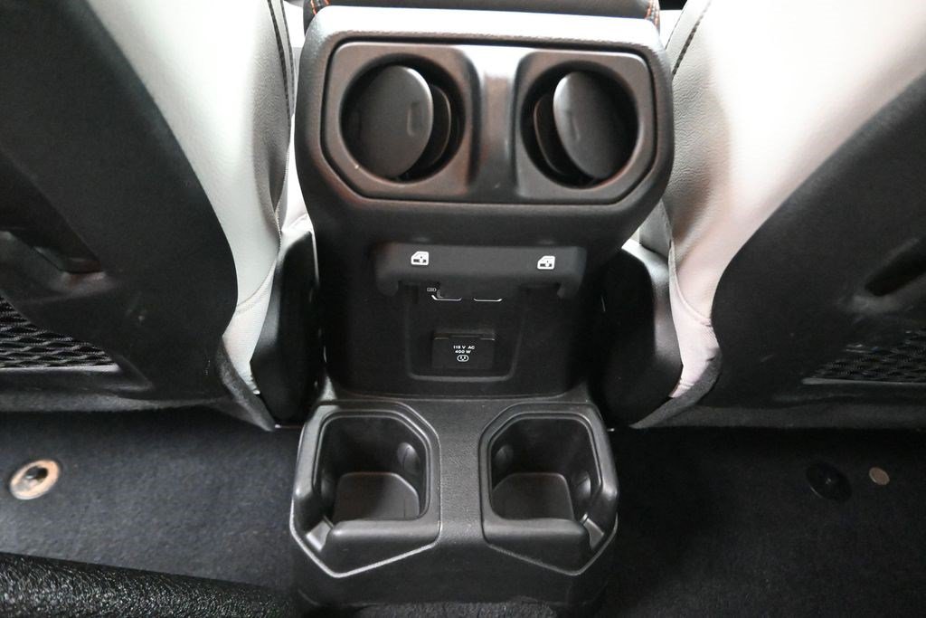Used 2023 Jeep Gladiator Mojave w/ Cold Weather Group AWD/4WD image 13