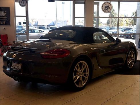 Used 2014 Porsche Boxster S image 5