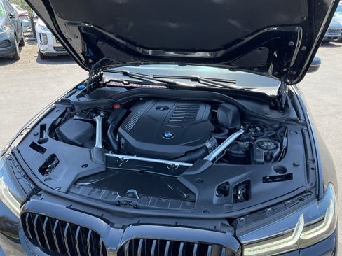 Used 2023 BMW 540i w/ M Sport Package RWD image 22