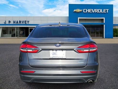 Used 2020 Ford Fusion SE image 5