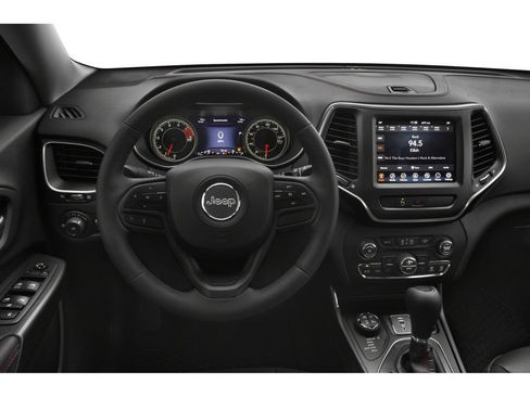 Used 2019 Jeep Cherokee Trailhawk w/ Comfort/Convenience Group AWD/4WD image 4