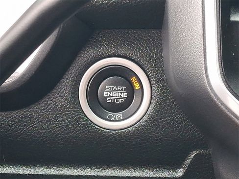 Used 2022 RAM 2500 Big Horn image 22