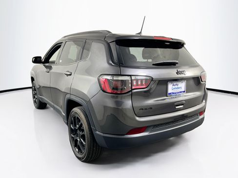 Used 2022 Jeep Compass Latitude AWD/4WD image 7