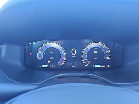 New 2026 Jeep Compass Trailhawk w/ Sun, Sound & Navigation Group AWD/4WD image 21