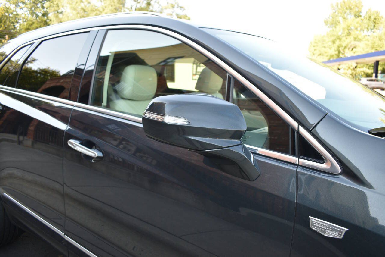Used 2021 Cadillac XT5 Premium Luxury AWD/4WD image 36