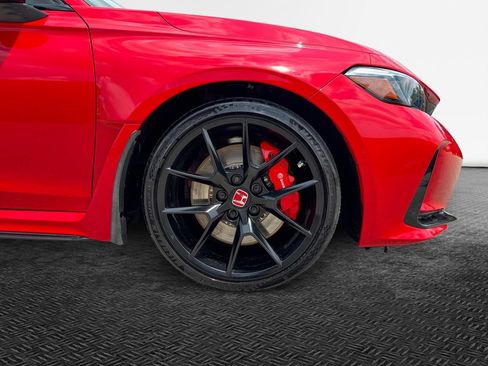 Used 2025 Honda Civic Type R image 9