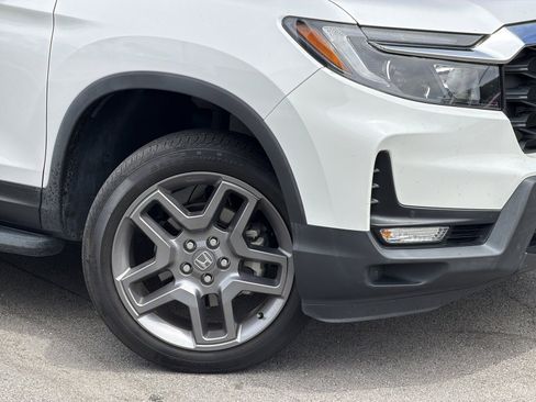 Used 2023 Honda Passport EX-L image 3