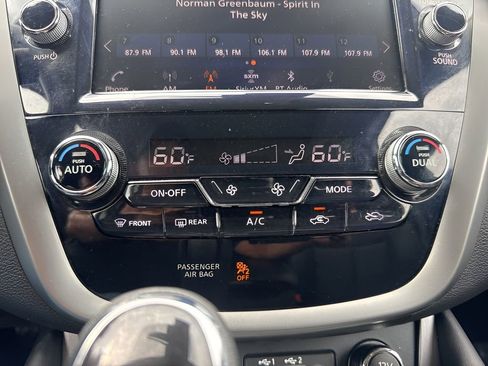 Used 2024 Nissan Murano SL image 21