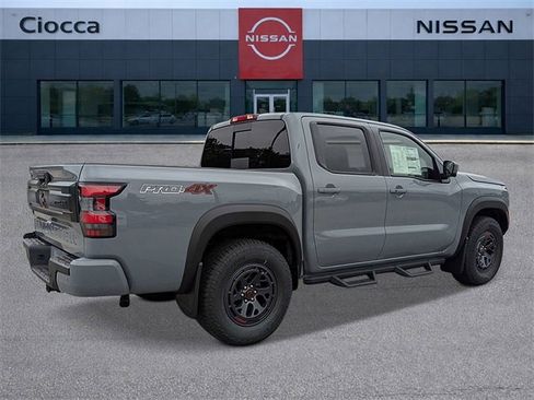 New 2026 Nissan Frontier PRO-4X w/ Pro-4x Convenience Package image 5