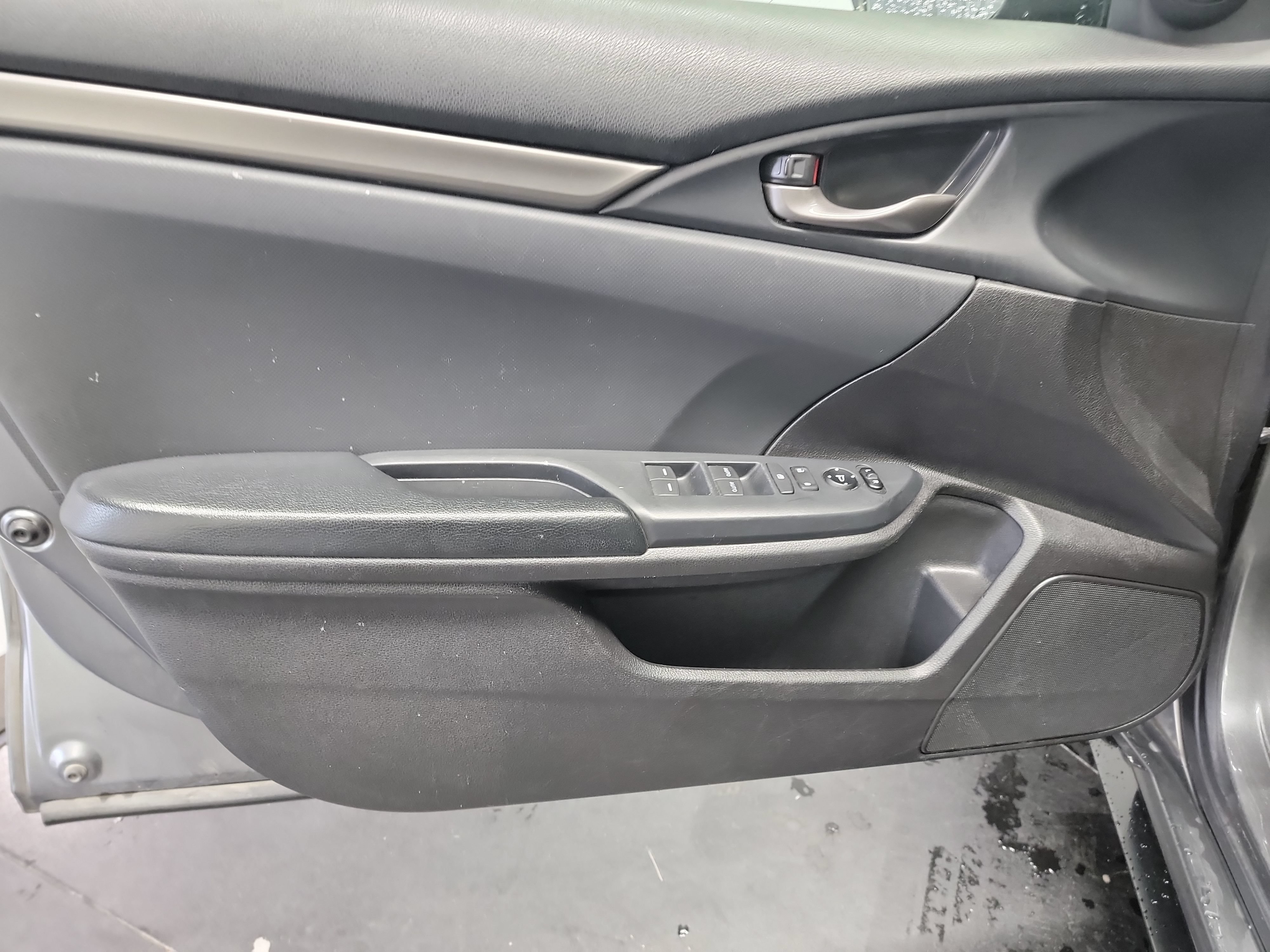Used 2021 Honda Civic Sport image 13