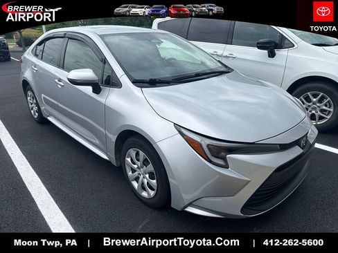 Used 2023 Toyota Corolla LE w/ Carpet Mat Package (TMS) FWD image 1