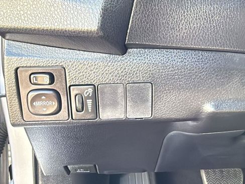 Used 2016 Toyota Corolla S FWD image 14