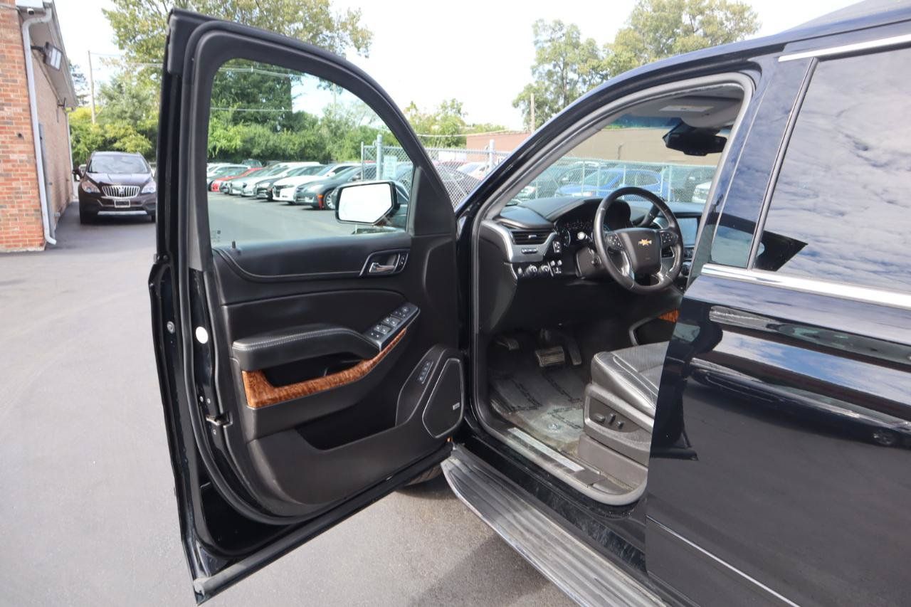 Used 2017 Chevrolet Suburban Premier AWD/4WD image 21