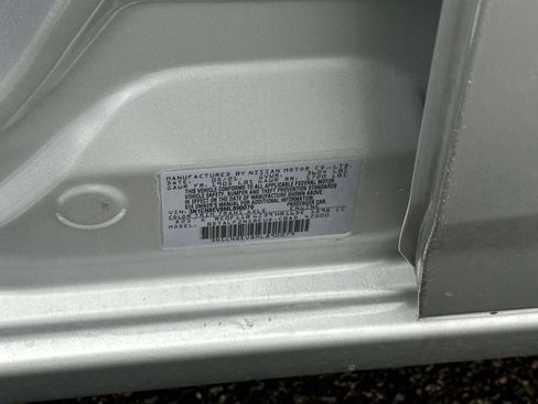 Certified 2021 Nissan Versa SV image 16