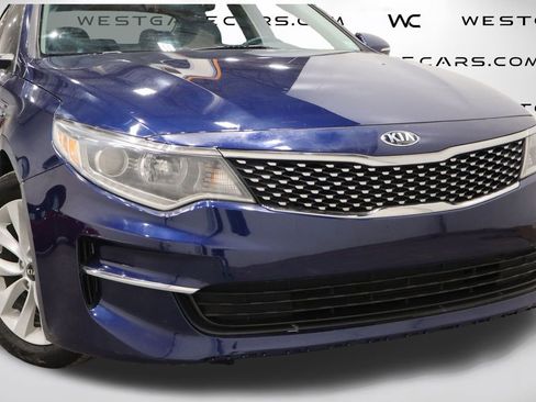 Used 2018 Kia Optima EX image 43