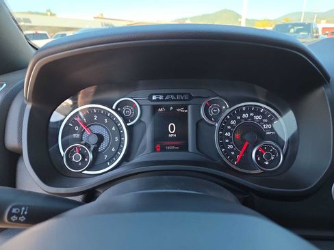 Used 2025 RAM 1500 Big Horn AWD/4WD image 26
