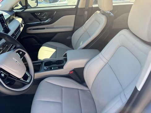 Used 2026 Lincoln Corsair Reserve w/ Jet Appearance Package image 11